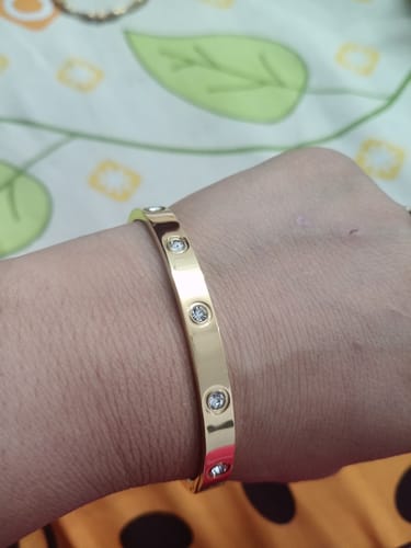 Customer photo review of Crystal Love Bangle Bracelet