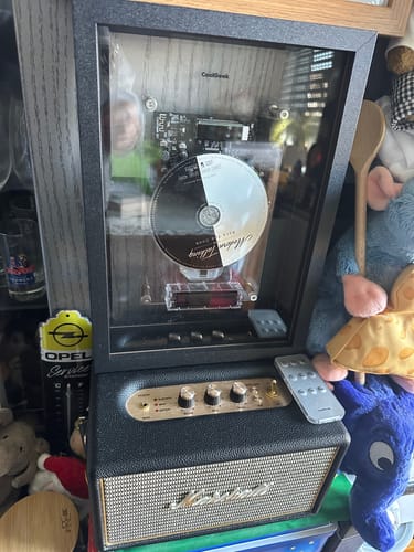 Customer photo review of M1 Music Frame CD Player