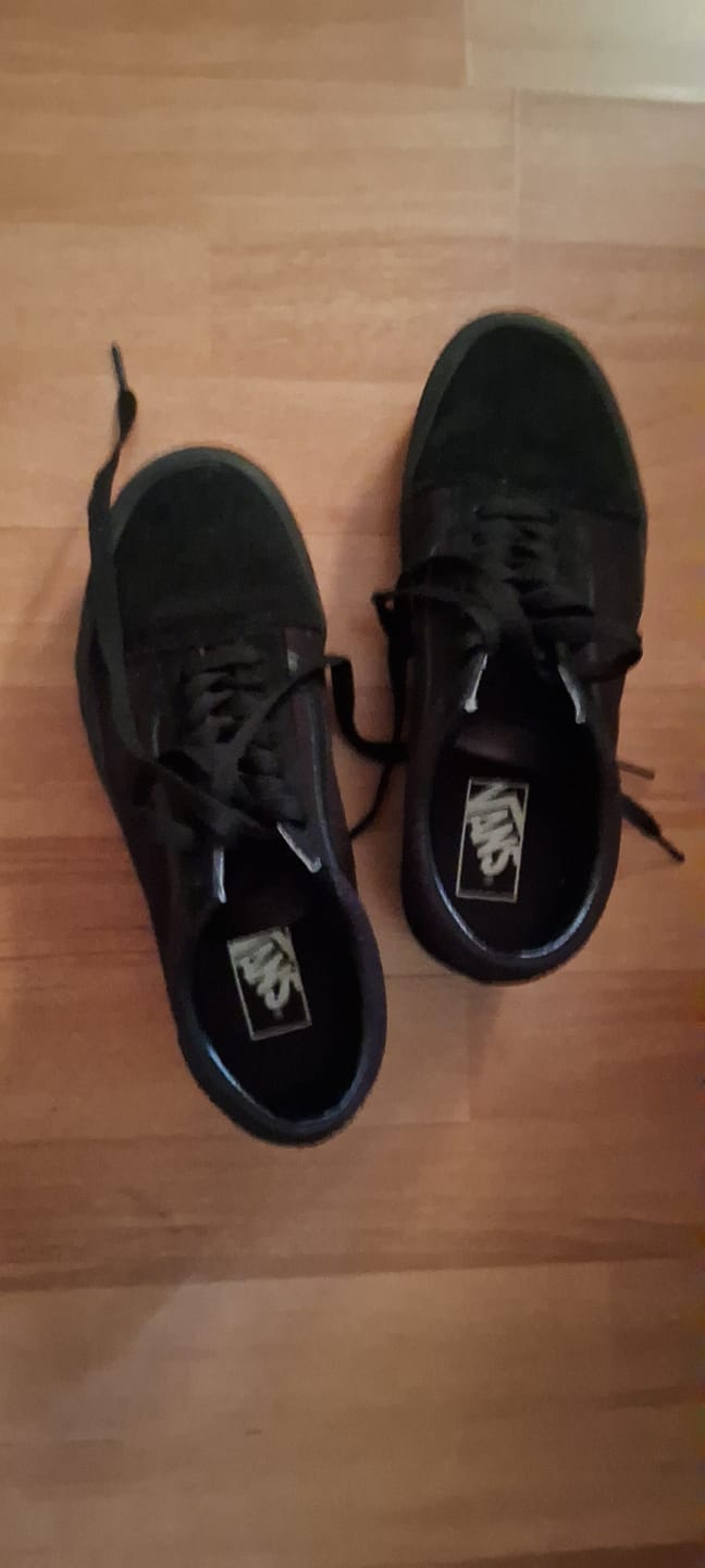 Customer photo review of Zapatilla Vans Old Skool Stackform Mujer Mono Negro
