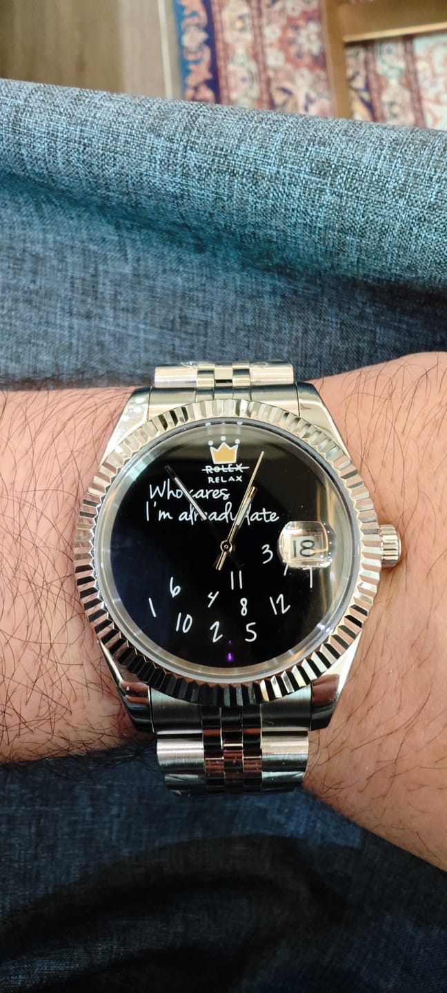 Customer photo review of EONDATE MAXI CLASSIC WATCH