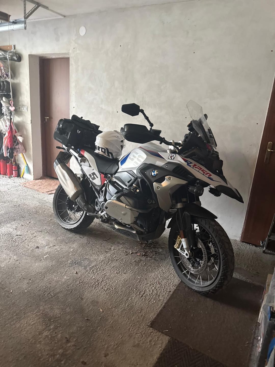 Customer photo review of Overlander