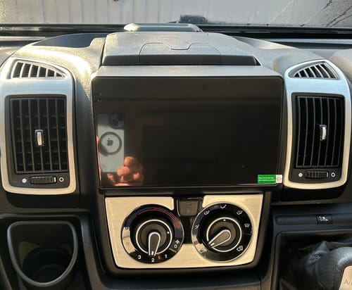 Customer photo review of Fiat Ducato 2015-2023 Wireless Apple CarPlay Upgrade Kit