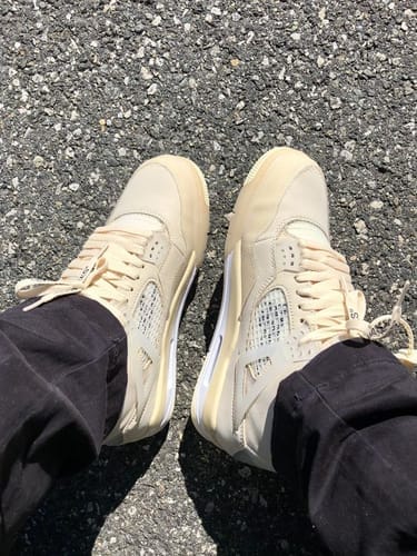 Customer photo review of Off-White x AJ4 Retro Sail