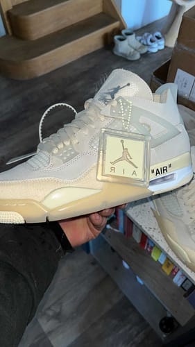 Customer photo review of Off-White x AJ4 Retro Sail