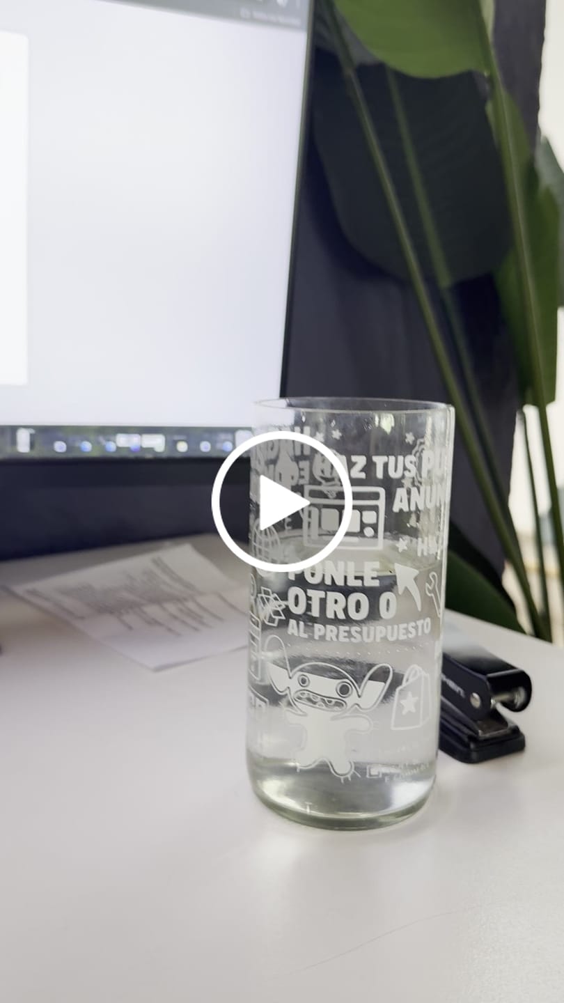 Customer video review of Vaso Hagamos Ecommerce