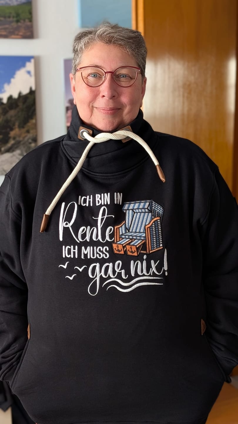 Customer photo review of Ich bin in Rente · Unisex Bio Schalkragen Sweatshirt (ohne Kapuze)