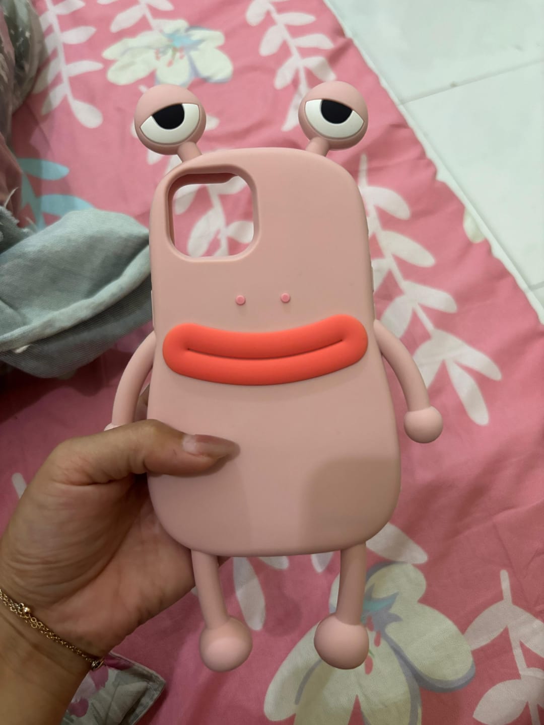 Customer photo review of Cute 3D Cartoon Frog Shockproof Rubber Silicone Pre-Order iPhone Case