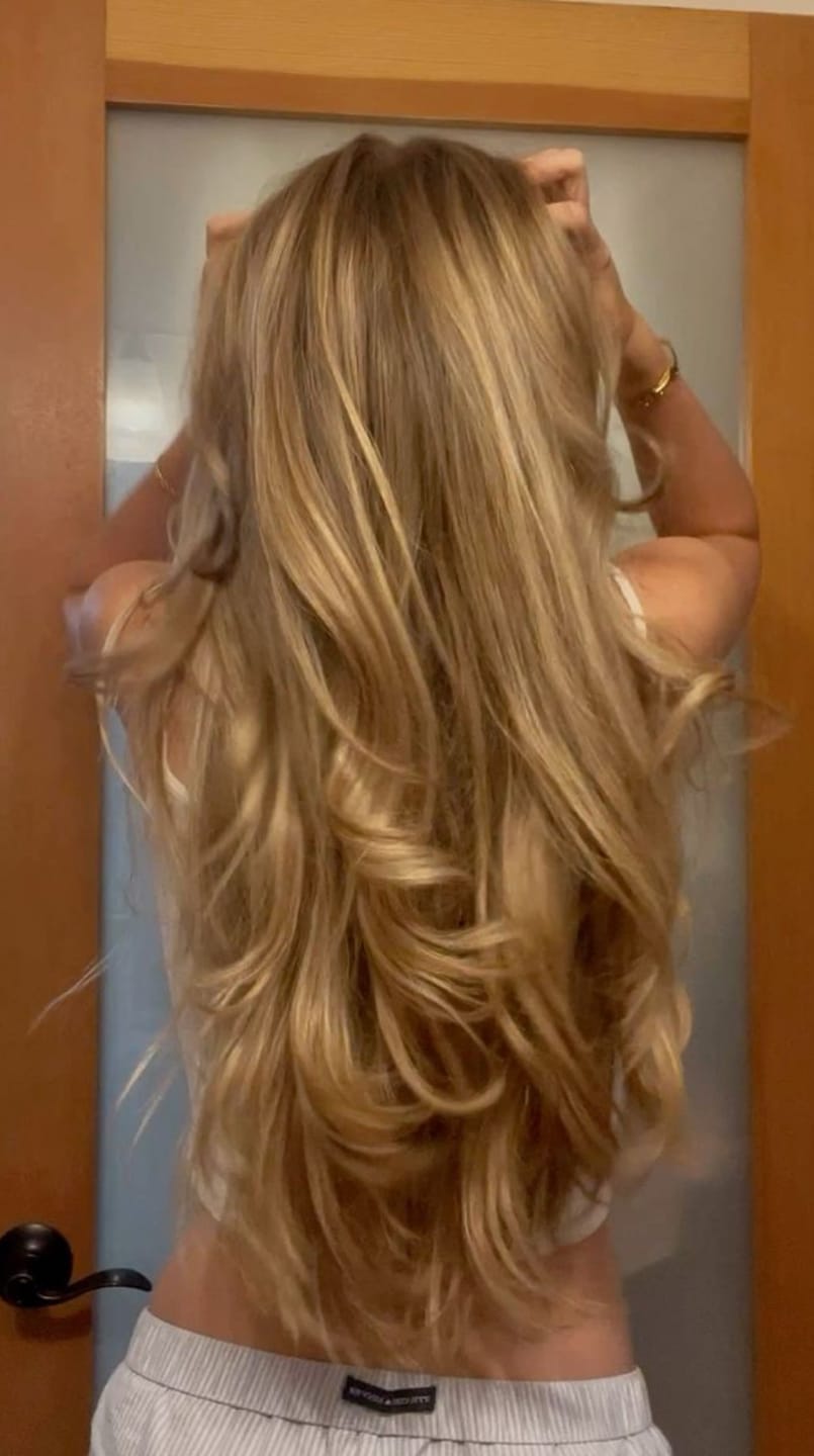 Customer photo review of Hair Therapy - Hydrating + Detangling leave in conditionner