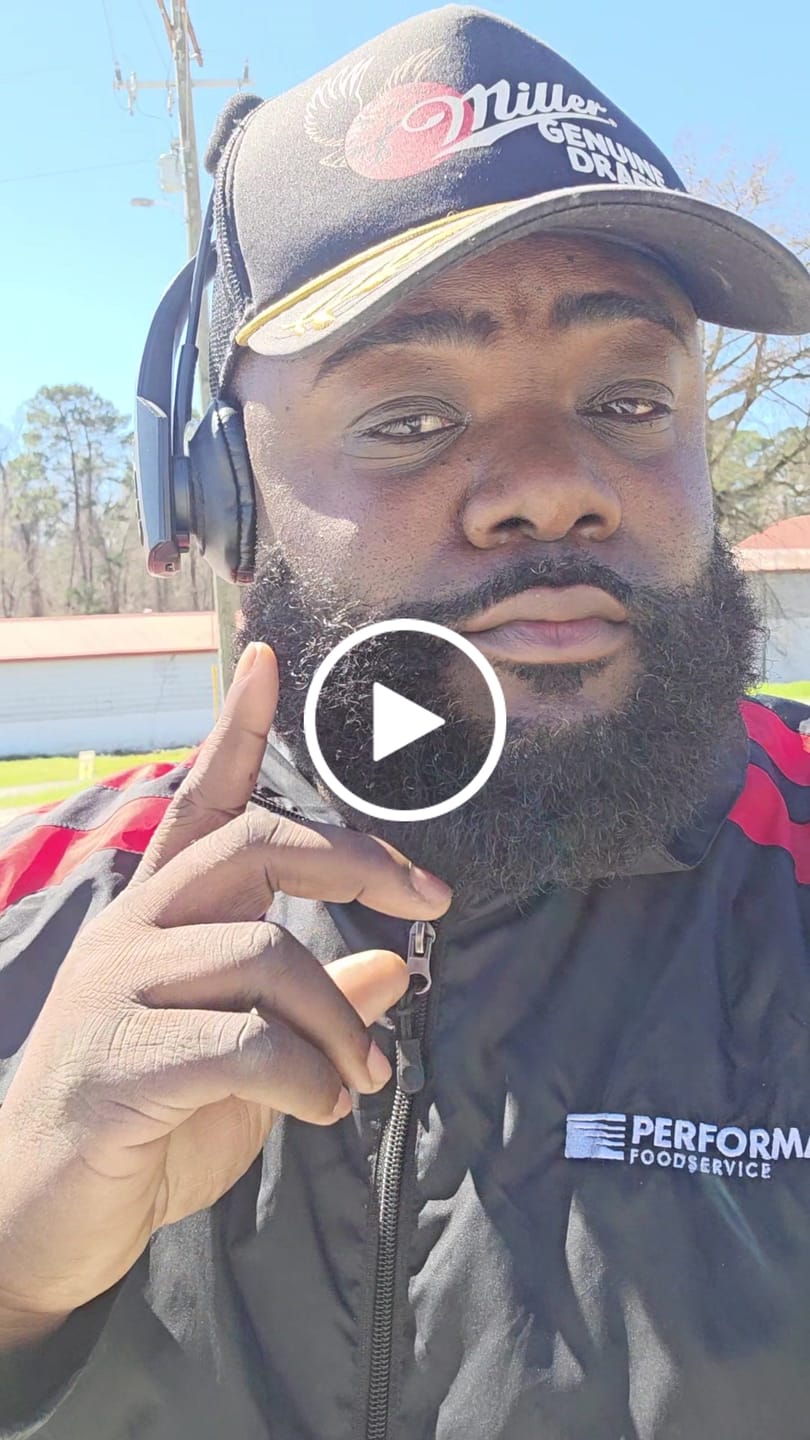 Customer video review of New Complete Beard Care Kit
