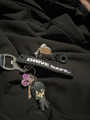 Customer photo review of SCHNATTERDAYS KEYTAG