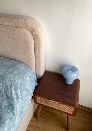 Customer photo review of MALI - Table de chevet 1 tiroir en rotin et bois de noyer