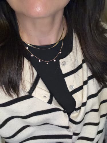Customer photo review of Collar Con Zirconias Redondas Colgantes