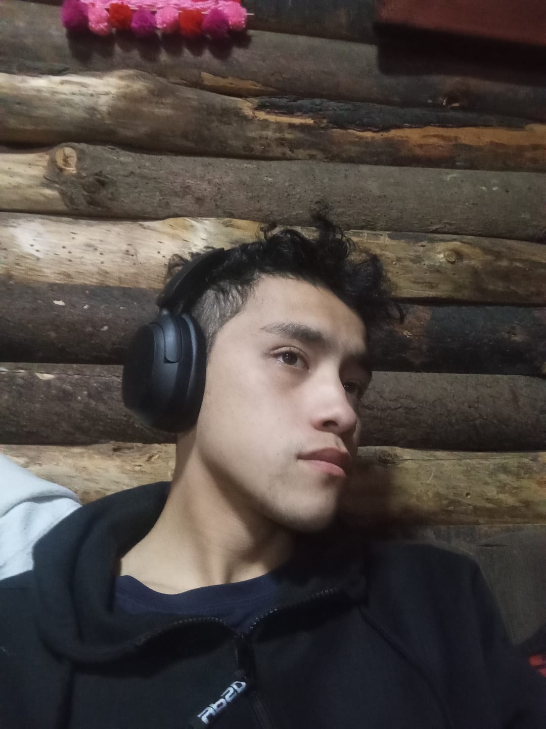 Customer photo review of Audifonos Bluetooth Blik Aura950 Cancelación De Ruido 72H