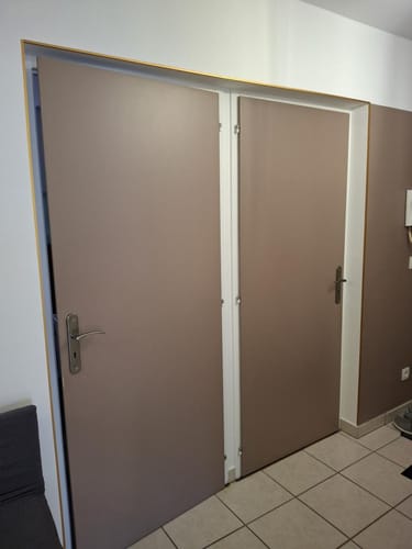 Customer photo review of Baguette d'angle 90 extérieur bronze pour pvc/spc/feuille de pierre