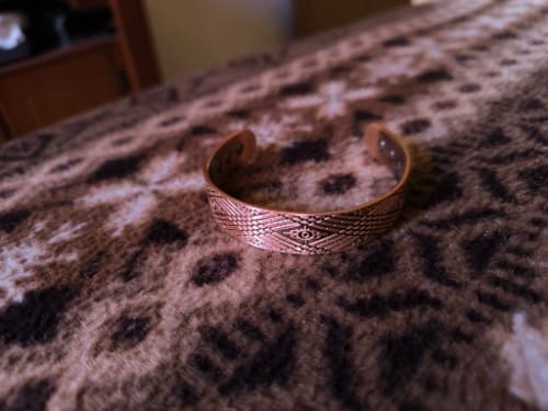 Customer photo review of Ishaan - Bracelet Jonc Cuivre Magnétique