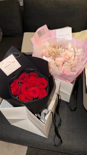 Customer photo review of Ravelle | Fresh Flower Bouquet