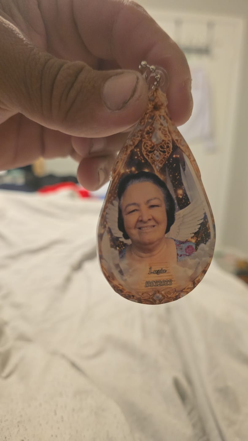 Customer photo review of Custom Photo Car Ornament - Personalized Christmas Memorial Sympathy Gifts For Loss Of Mom, Dad