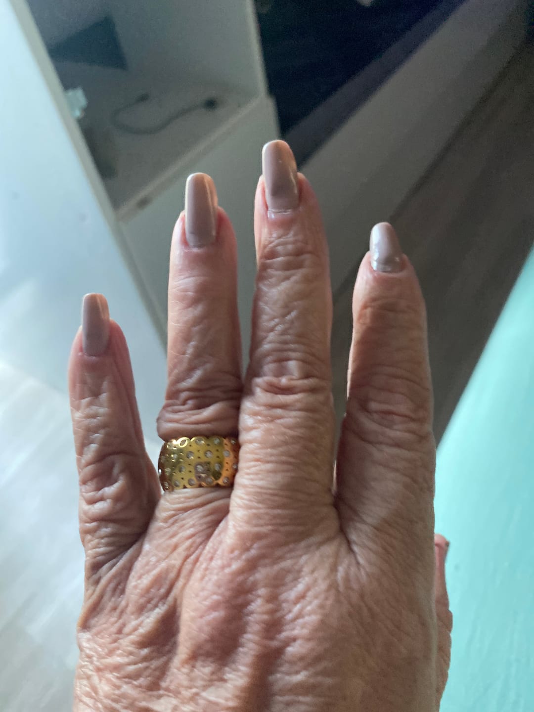 Customer photo review of Anel Valenciana Banhado em Ouro 18K