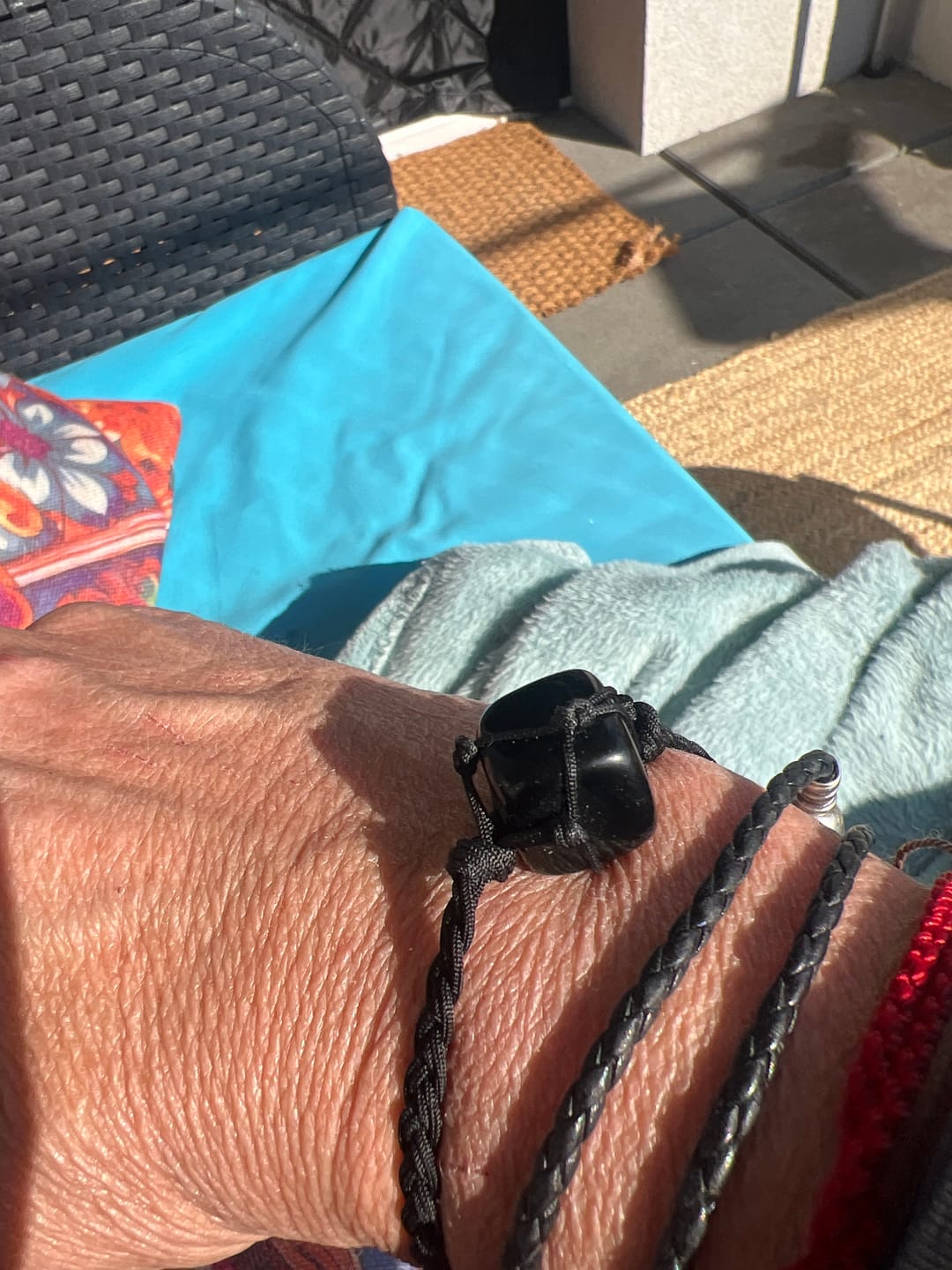Customer photo review of Obsidian Armband - Natur Stein