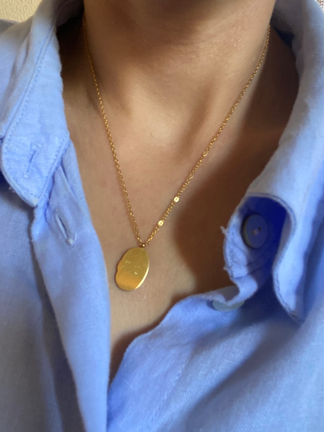 Customer photo review of 18k Gold Plated Birth Flower Necklace