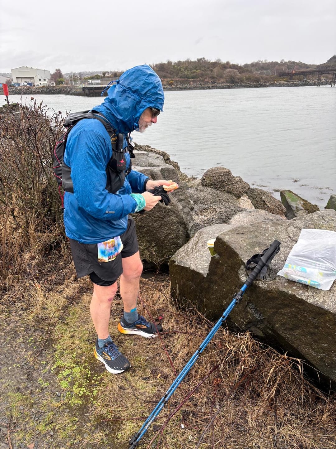 Customer photo review of RUNNR 2-in-1 Running Shorts