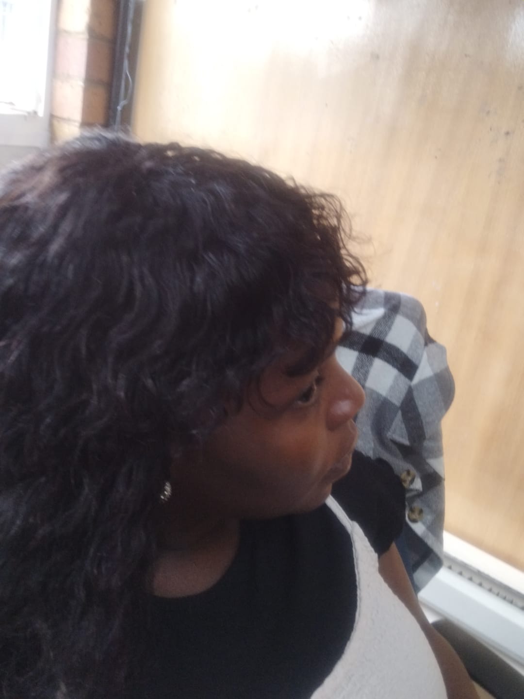 Customer photo review of Brandy Water Wave Fringe 10"