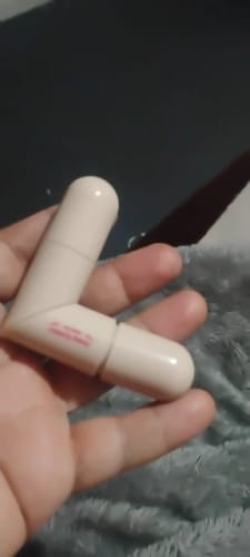 Customer photo review of Rotating Dual-Head Eyeliner Stamp Pen