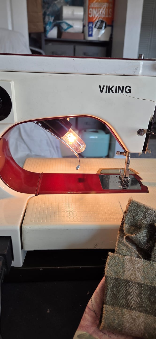 Customer photo review of Light Bulb, 110/120 Volts, 15 Watts, Elna #444100