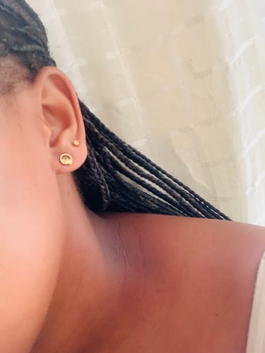 Customer photo review of Mini Era Logo Studs