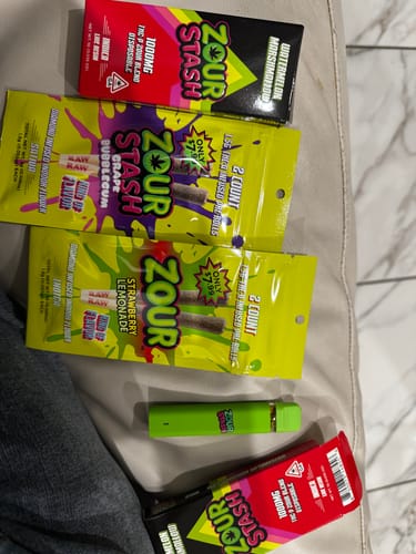 Customer photo review of Grape Bubblegum 2‑Pack Pre‑Rolls
