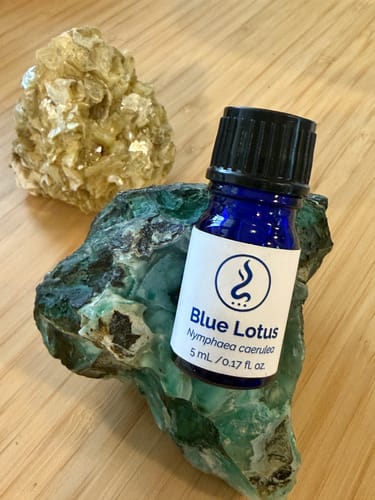 Customer photo review of True Egyptian Blue Lotus Oil 5 mL | Cold-Pressed