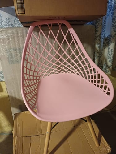 Customer photo review of Comedor Mesa Oslo Rectangular  Blanco + 4 sillas Vento