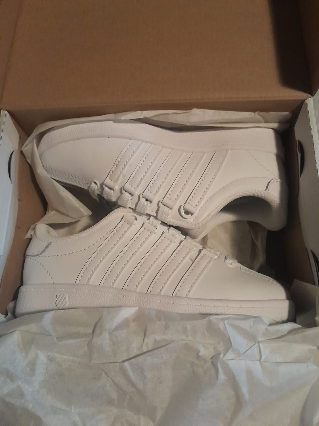 Customer photo review of 53343-101-M | CLASSIC VN | WHITE/WHITE