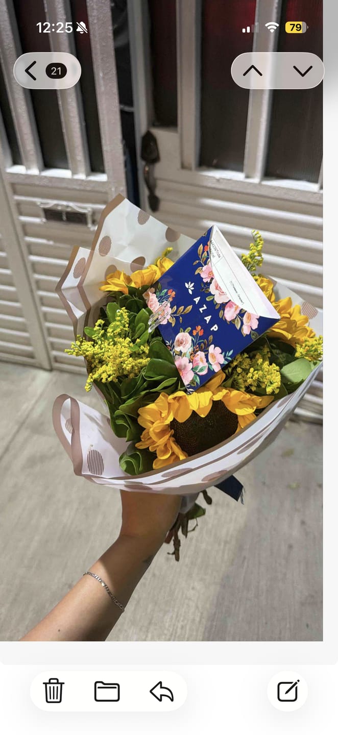 Customer photo review of Forelsket - Girasoles