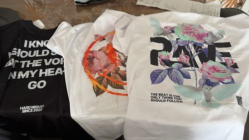 Customer photo review of Rave Flowers (Oversized shirt)
