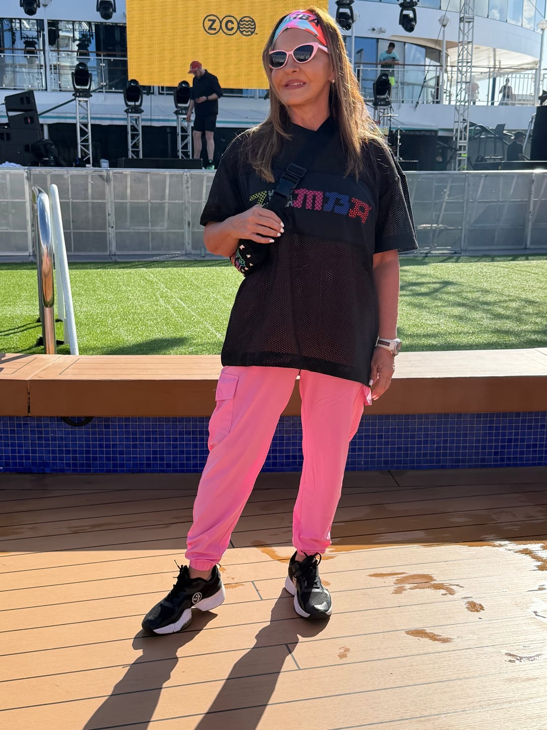 Customer photo review of Pastel Woven Cargo Pants