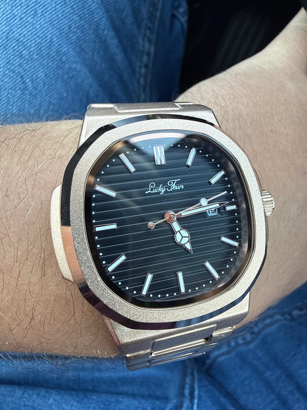 Customer photo review of Lucky Fours® Wraith