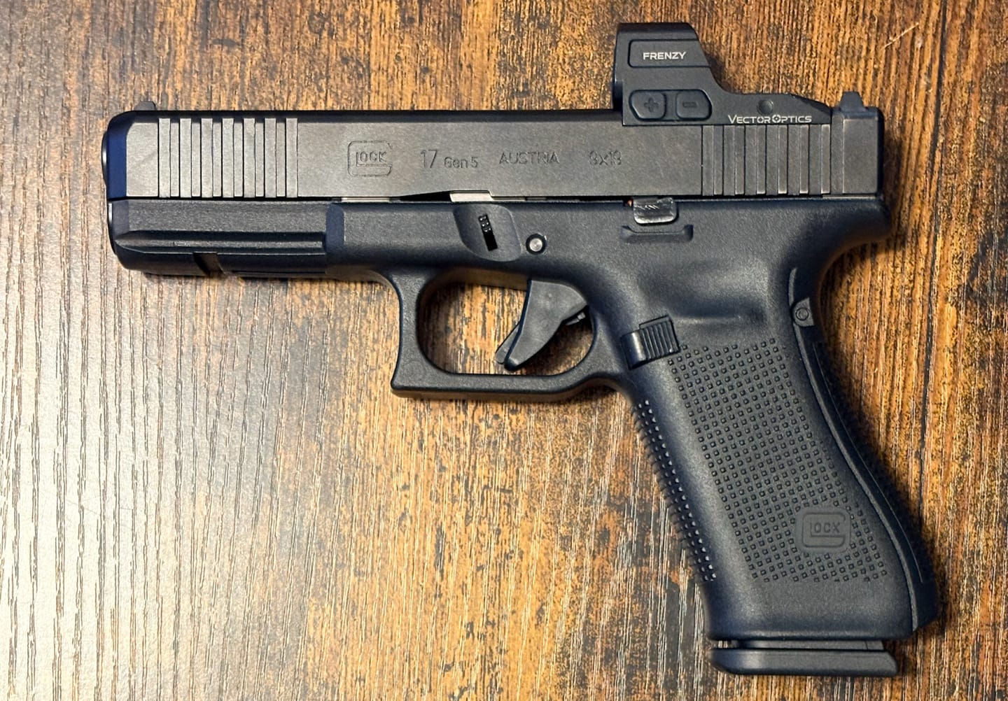 Customer photo review of Vector Optics SCRD-81 Frenzy 1x16x21 GLOCK MOS