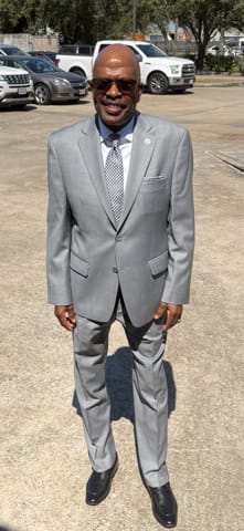 Customer photo review of Ties2you Dress Tie Black White Novelty Pattern Silk Mens Necktie Handkerchief Cufflinks Set