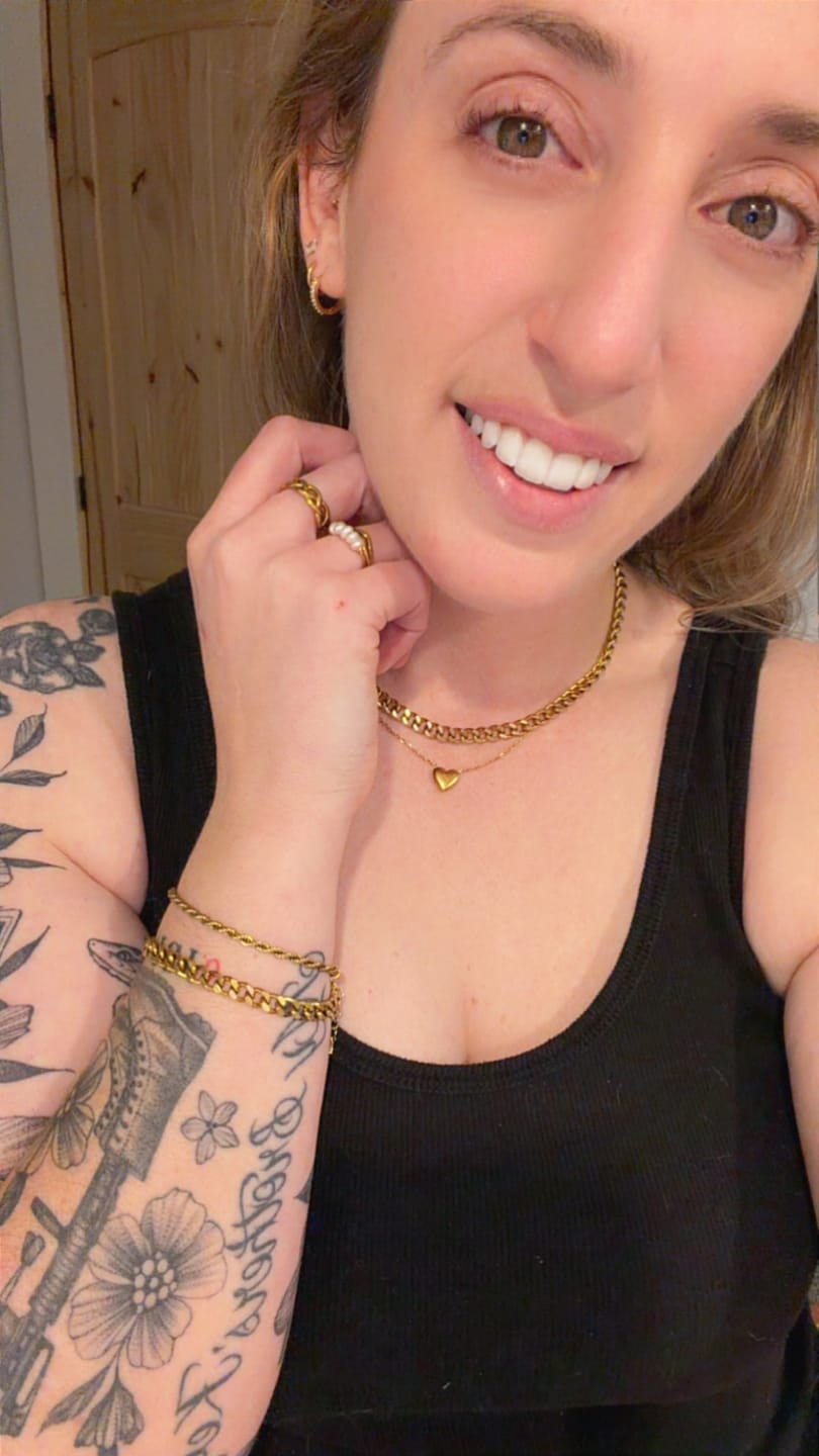 Customer photo review of Ariel Mini Pearl Ring (Bundle)