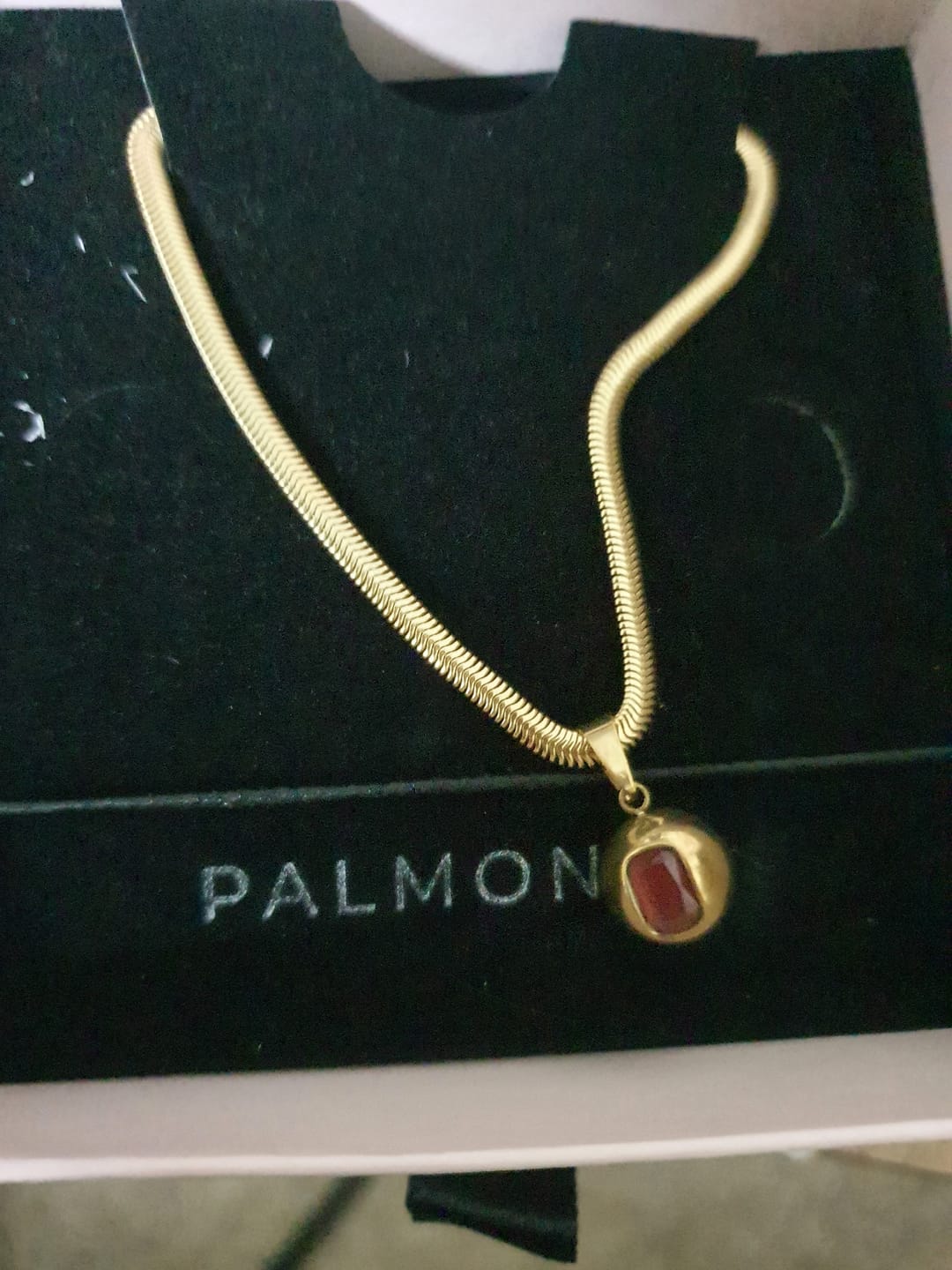 Customer photo review of Pink Gemstone Embedded Necklace
