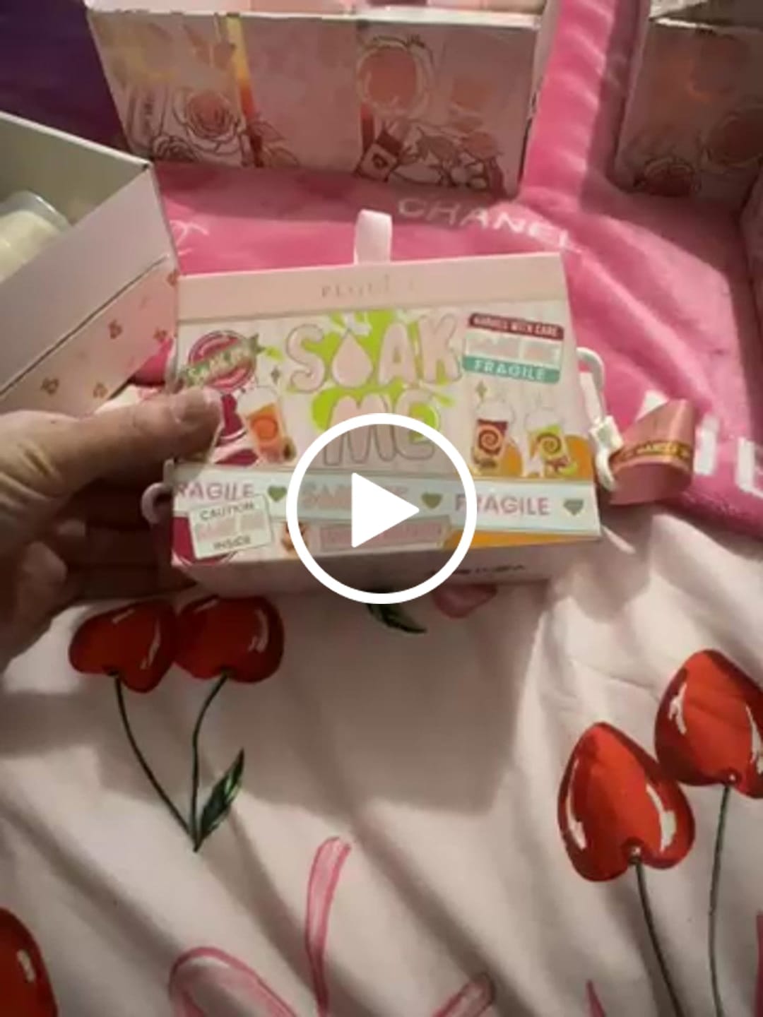 Customer video review of P.Louise Soak Me Smoothie Lip Oil Bundle