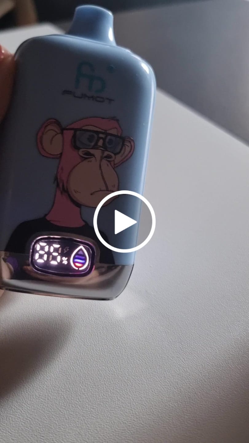 Customer video review of RandM Vape Digital Box 12000- Grape Ice