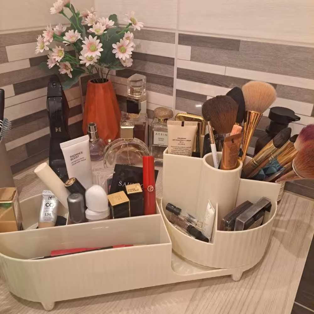 Customer photo review of Makeup Organizer Carousel With 360 Degree Rotation