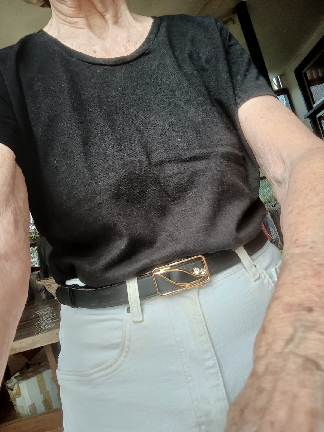 Customer photo review of Jack Belt® Women's Full Grain Leather Belt - Slim Black With W8 Buckle (WSLBLW8)
