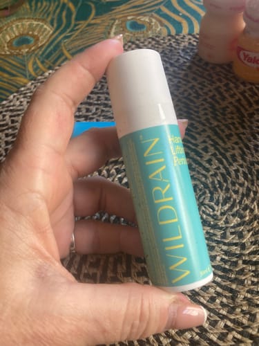 Customer photo review of Contorno de Ojos Bolsas, Ojeras, Párpado Caído y Arrugas Hanna