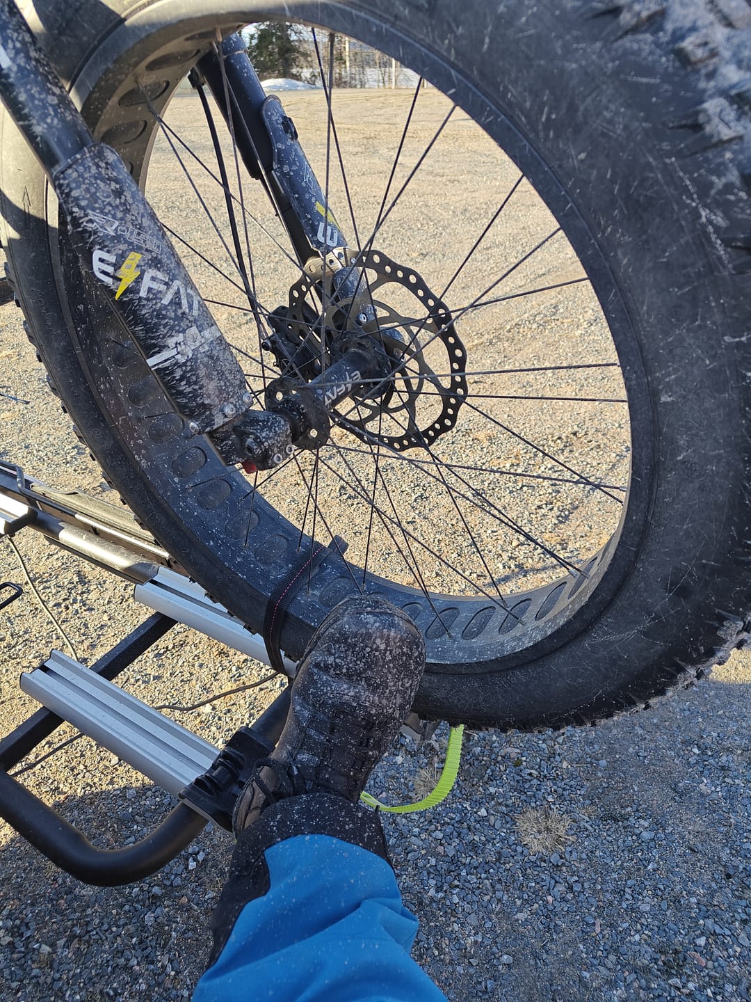 Customer photo review of Vaistoa Uoma 2 -paljasjalkavaelluskengät