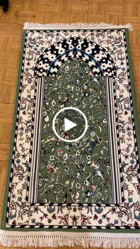 Customer video review of Minbar Al Rawda Padded Prayer Mat
