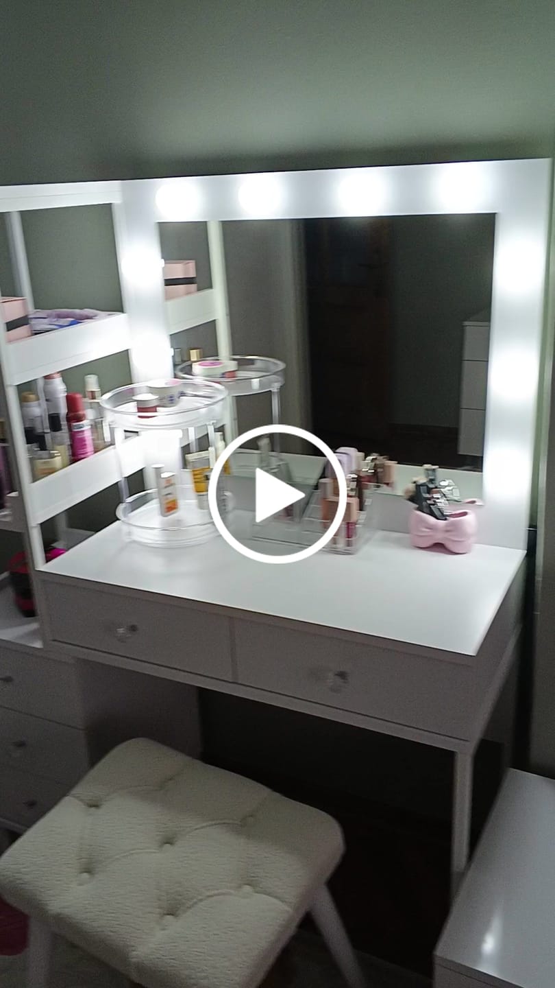 Customer video review of Rani BJ155 Makyaj Masası 5 Çekmeceli Raflı Işıklı Aynalı Takı Düzenleyici Puf Takım Beyaz