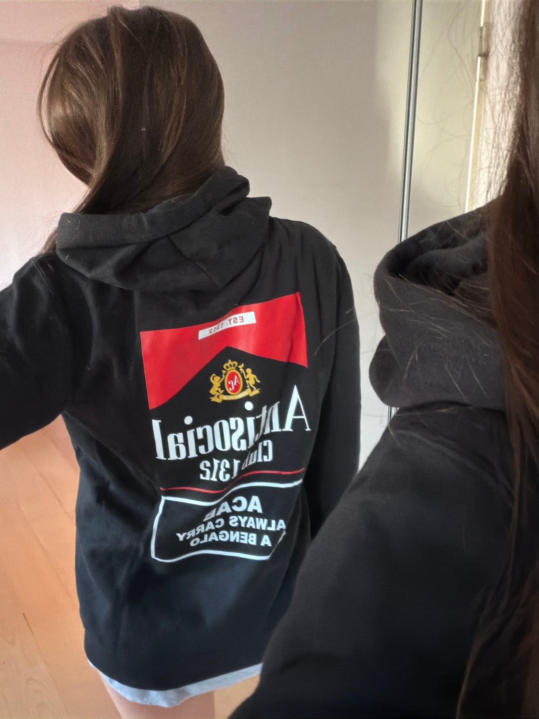 Customer photo review of Malboro Backprint | Hoodie